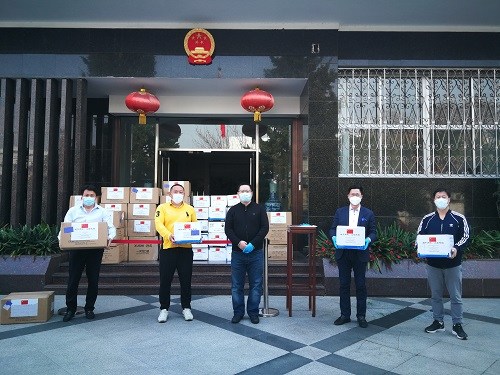 駐阿根廷使館發(fā)布關(guān)于發(fā)放防疫“健康包”通知 助力同胞平安度過疫情
